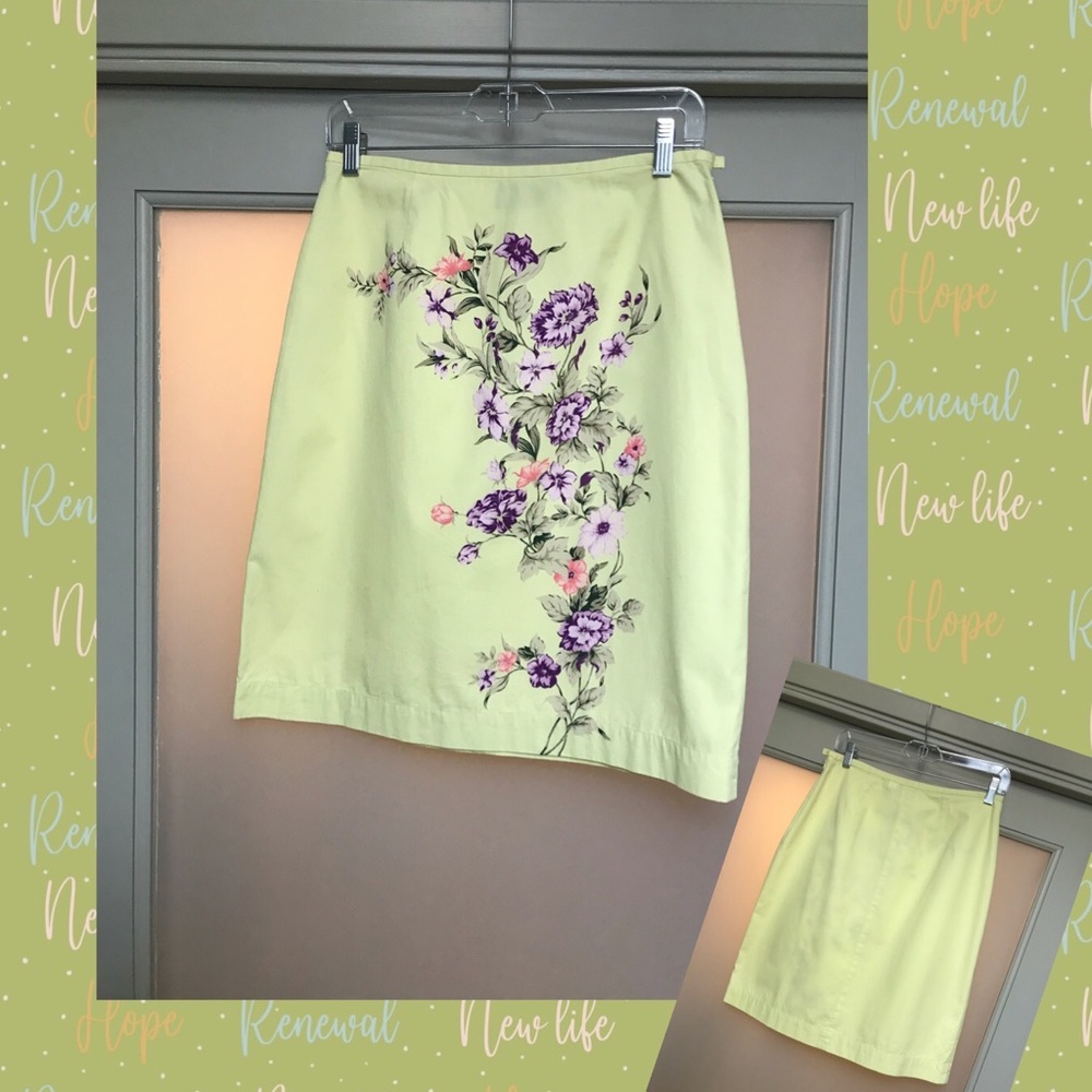 Old Navy Floral Skirt